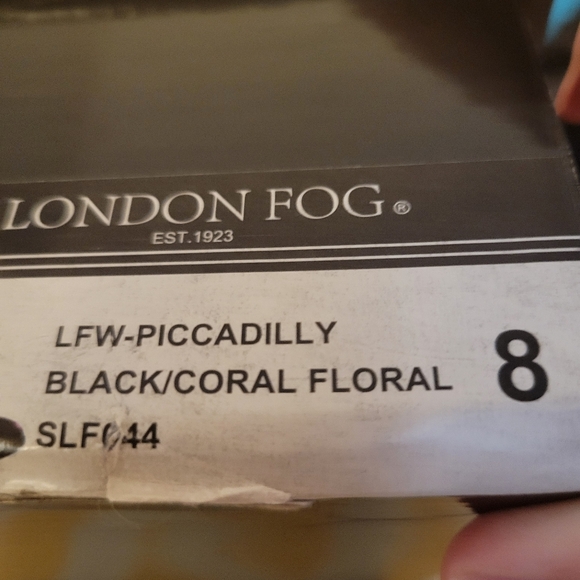 London Fog Women's Black and Pink Floral Boots. NIB - Picture 5 of 5